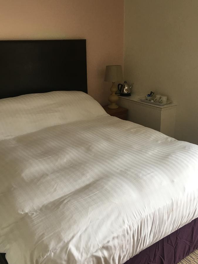Winston Manor Guesthouse Rooms Churchill  Zewnętrze zdjęcie