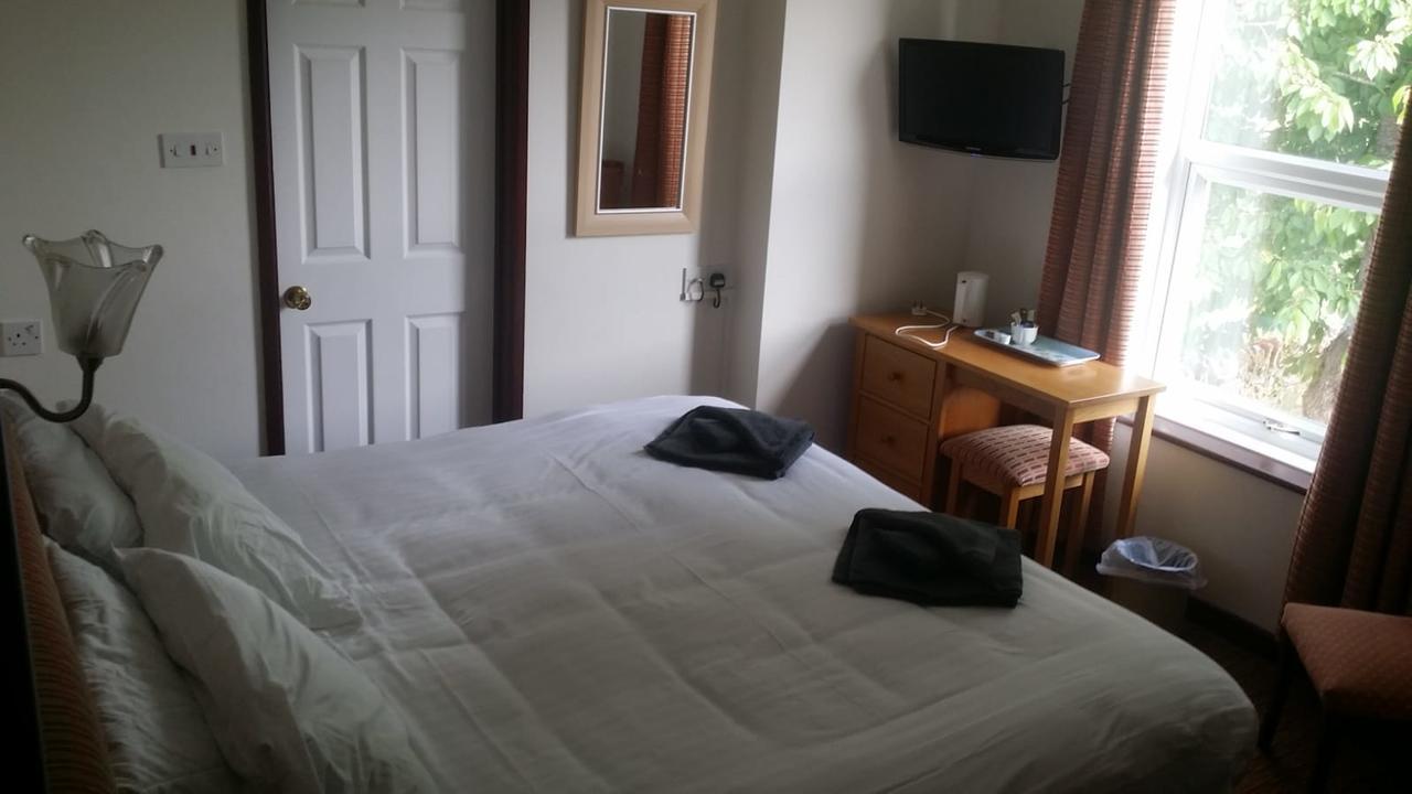 Winston Manor Guesthouse Rooms Churchill  Zewnętrze zdjęcie