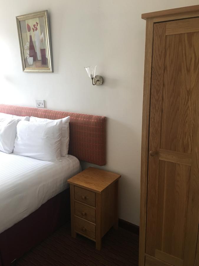 Winston Manor Guesthouse Rooms Churchill  Zewnętrze zdjęcie