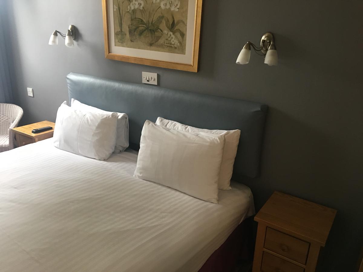 Winston Manor Guesthouse Rooms Churchill  Zewnętrze zdjęcie