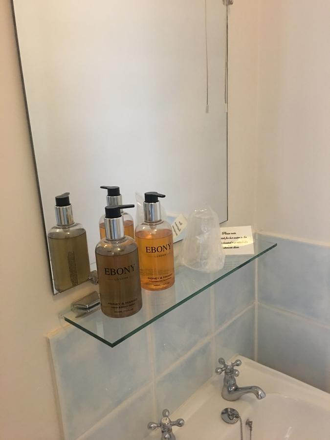 Winston Manor Guesthouse Rooms Churchill  Zewnętrze zdjęcie
